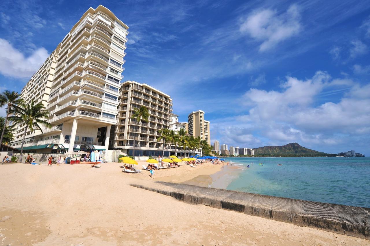 Waikiki Shore Beachfront Honolulu Bagian luar foto